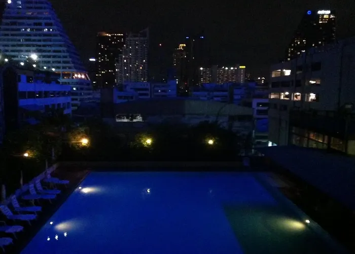 아파트 Panoramic View At Silom *